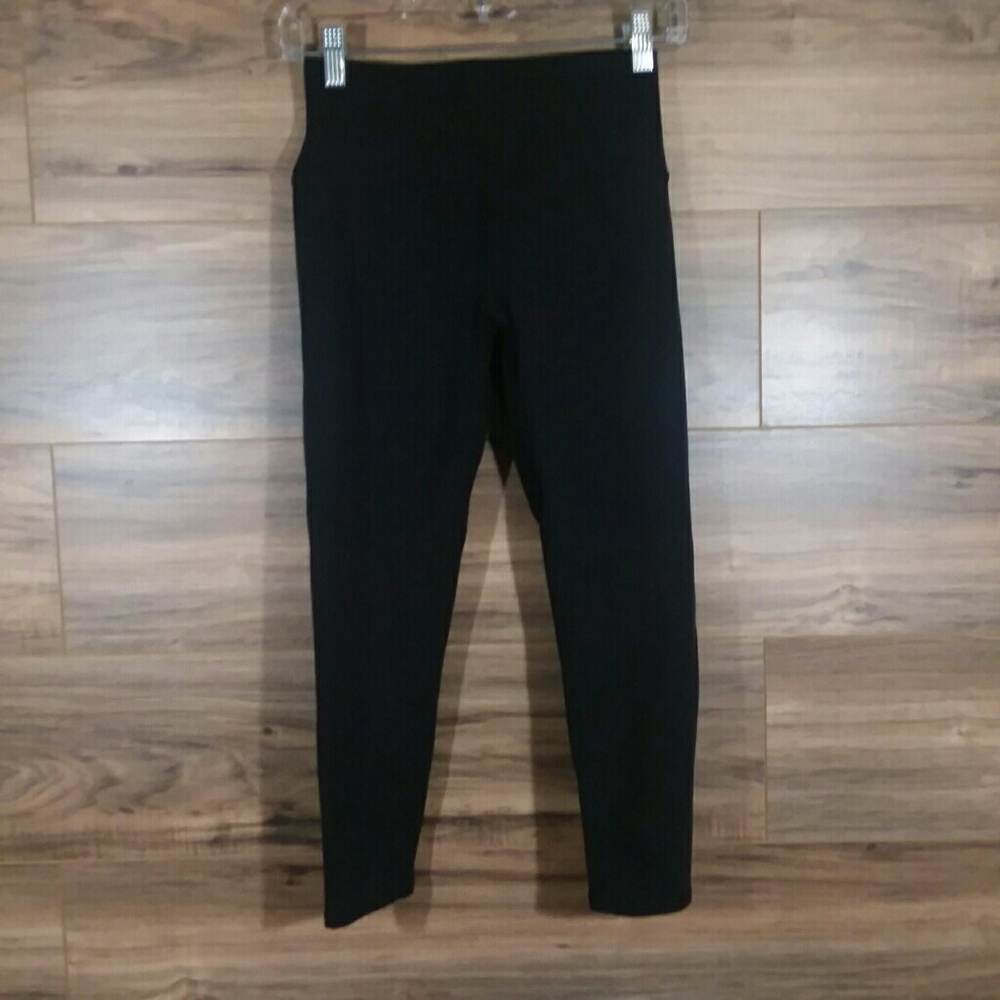 Alo Dash High Waist Capri Black Leggings Medium